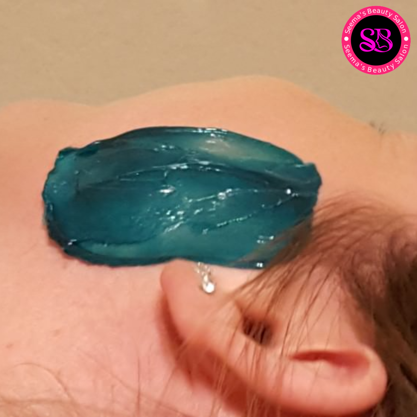 Ladies' Waxing - Face Sideburn 15 mins (Hot Wax)