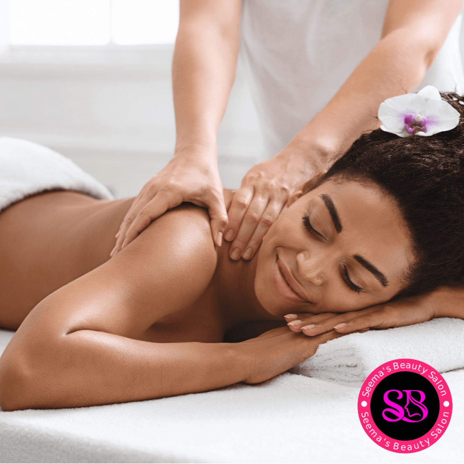 LADIES body massage Seemas beauty salon-min